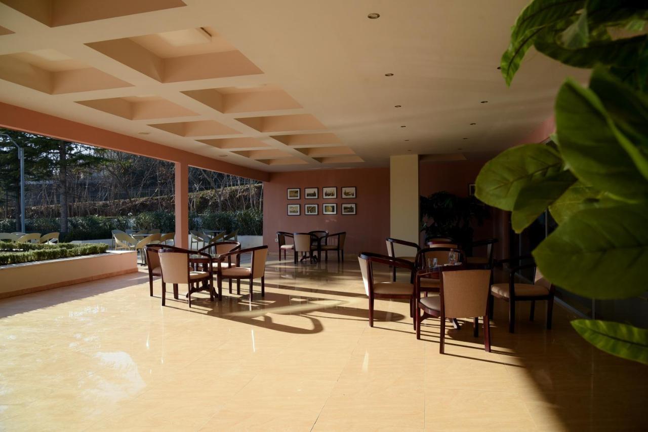 Imperial Hotel Ih Elbasan Exterior foto